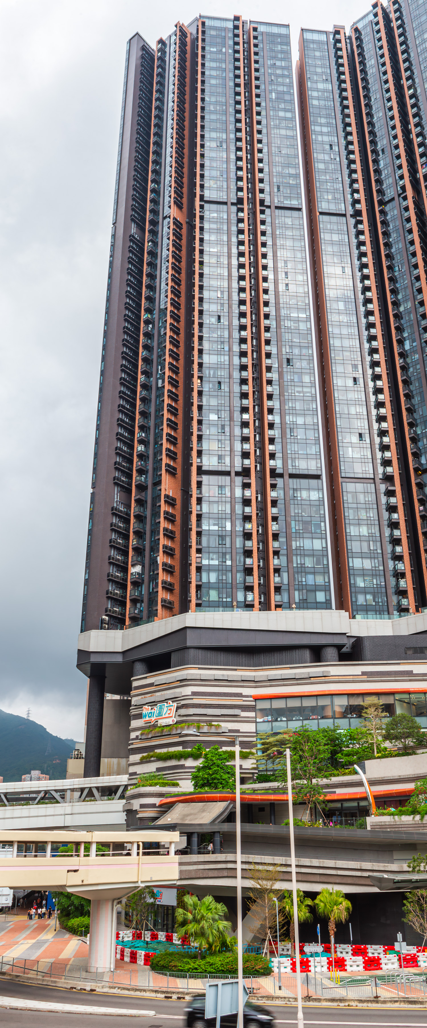 The Pavilia Farm II Tower 7, Hong Kong - View from the south. © Mathias Beinling